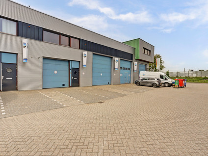 Veenderveld 82