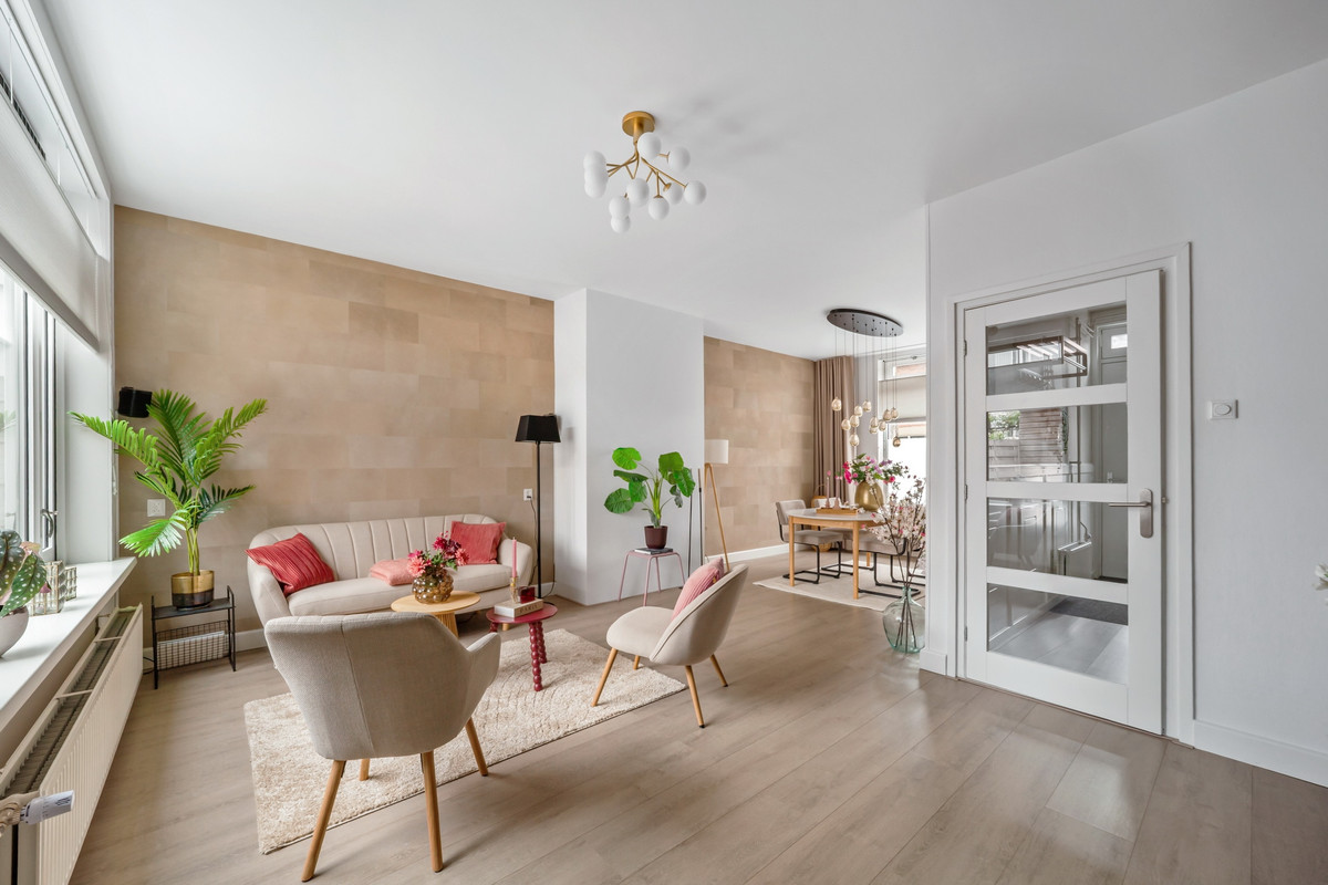 Tussenwoning te koop: Brasserskade 150, Delft