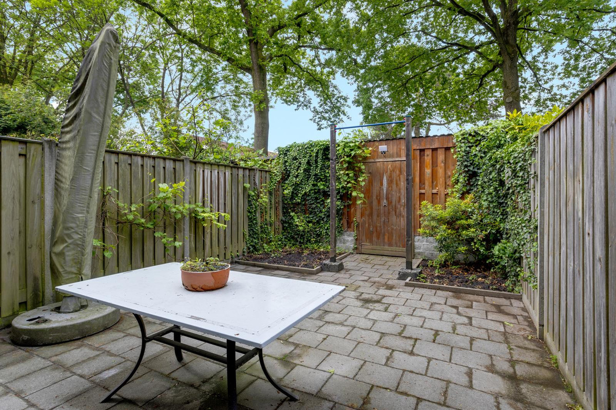 Tussenwoning te koop: Ahuislanden 66, Enschede