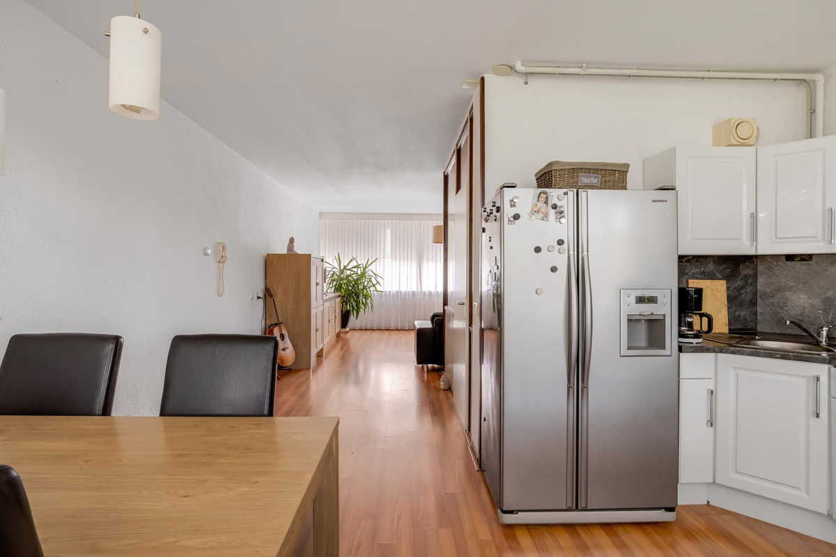 Tussenwoning te koop: Ahuislanden 66, Enschede