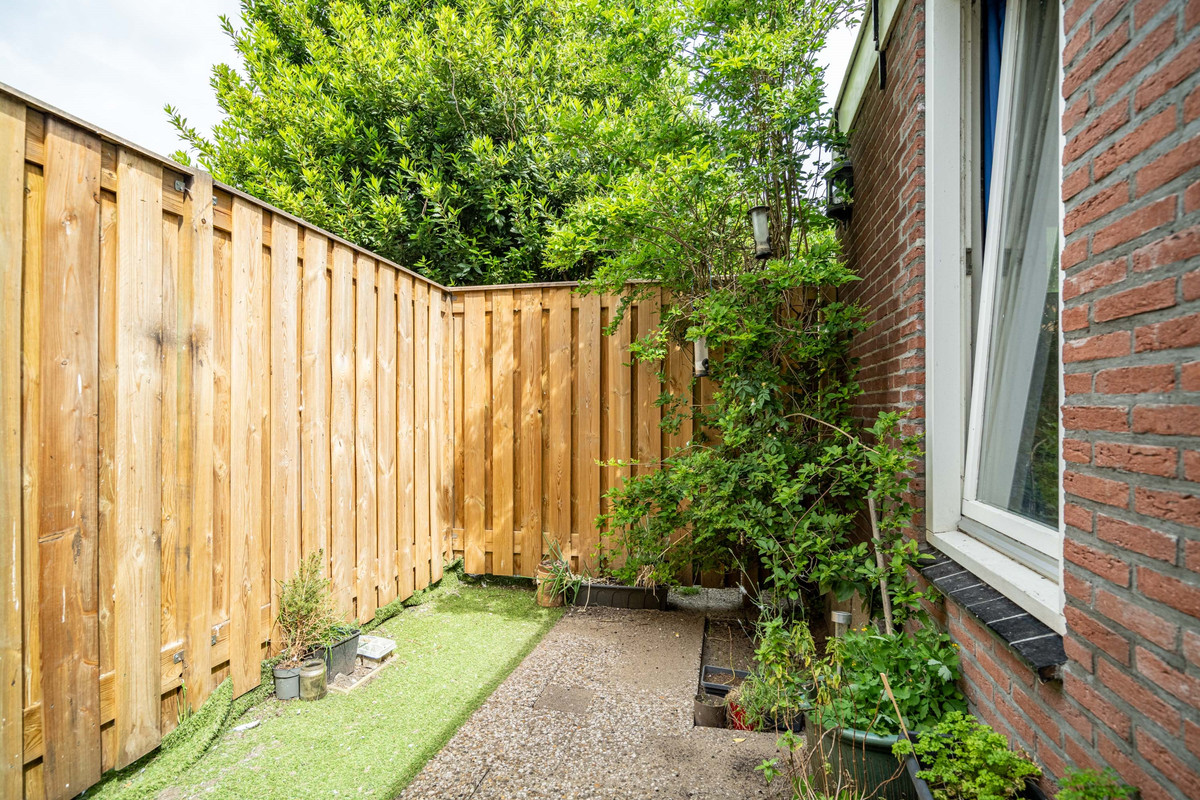 Tussenwoning te koop: Herensingel 18, Leiden