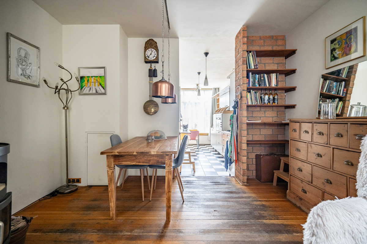 Tussenwoning te koop: Herensingel 18, Leiden