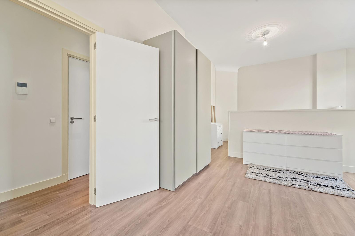 Appartement te koop: Valkenbosplein 23, 'S-Gravenhage