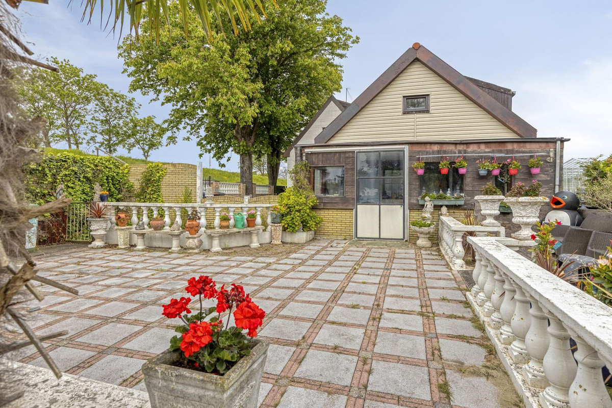 Twee-onder-één-kap te koop: Maasdijk 187, 'S-Gravenzande