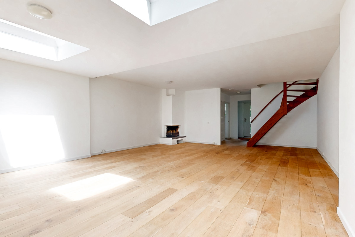 Tussenwoning te koop: van der Helstpark 75, Muiderberg