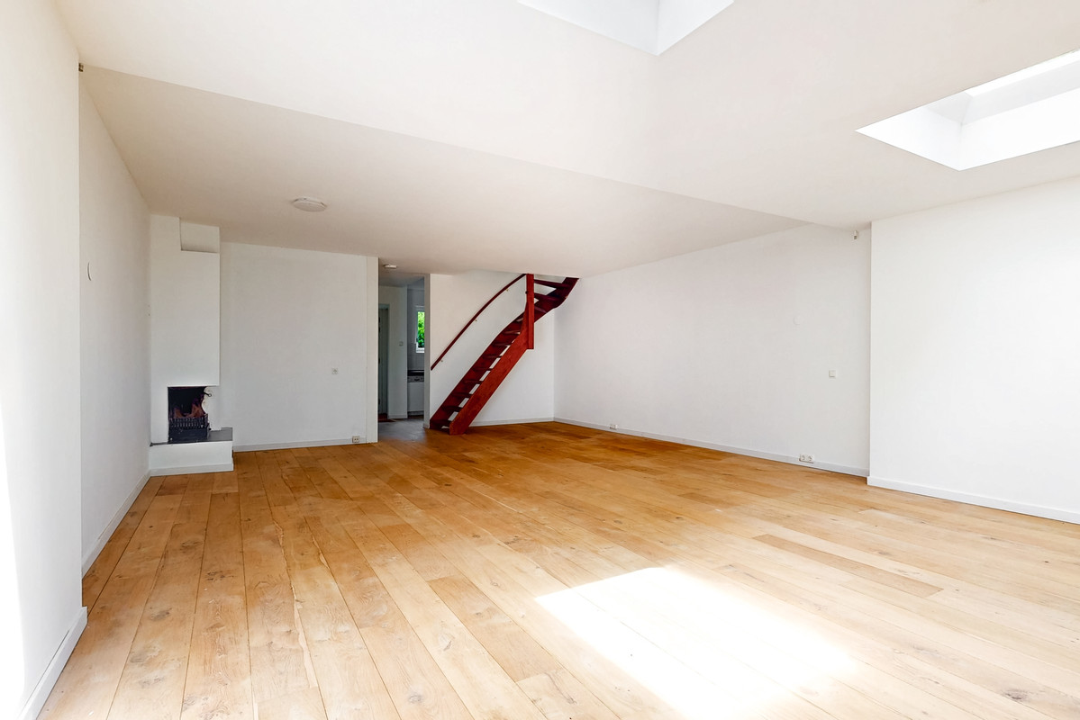 Tussenwoning te koop: van der Helstpark 75, Muiderberg