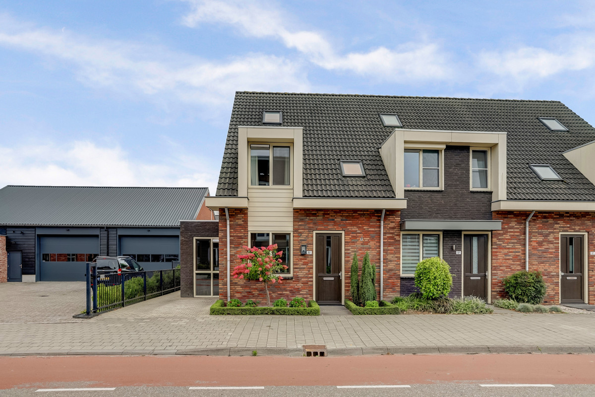 Hoekwoning te koop: Bleijenhoek 16A, Bladel