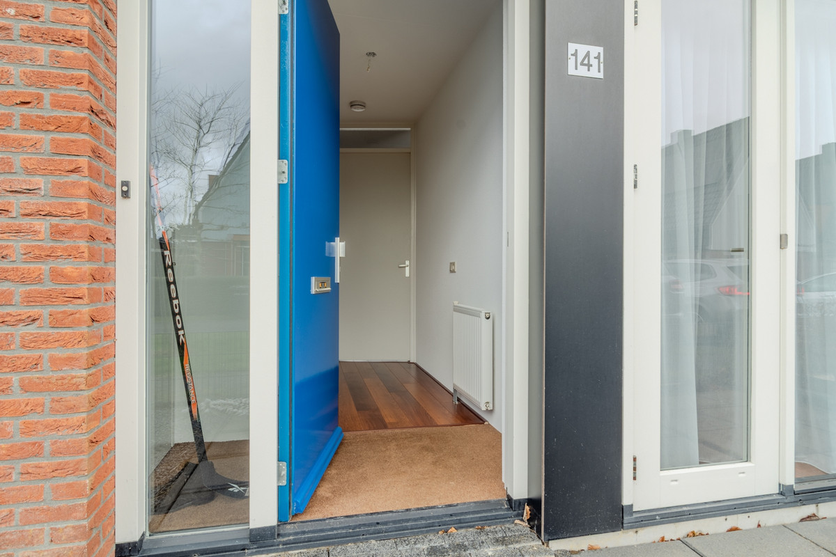 Tussenwoning te koop: Inlaagdijk 141, Zwaag