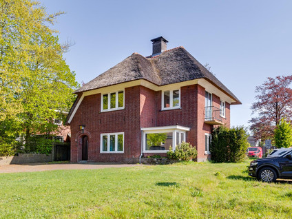 Raadhuisstraat 6