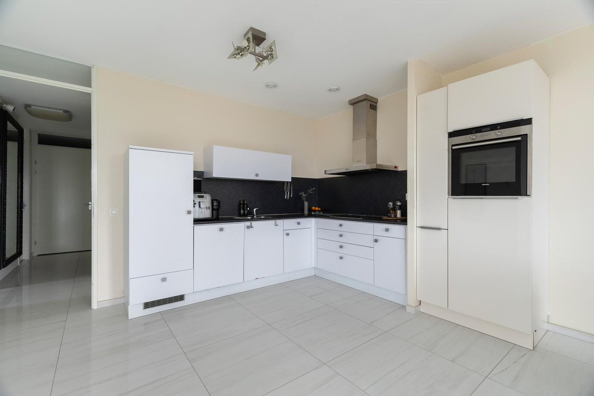 Appartement te koop: Corsicalaan 87, Rotterdam