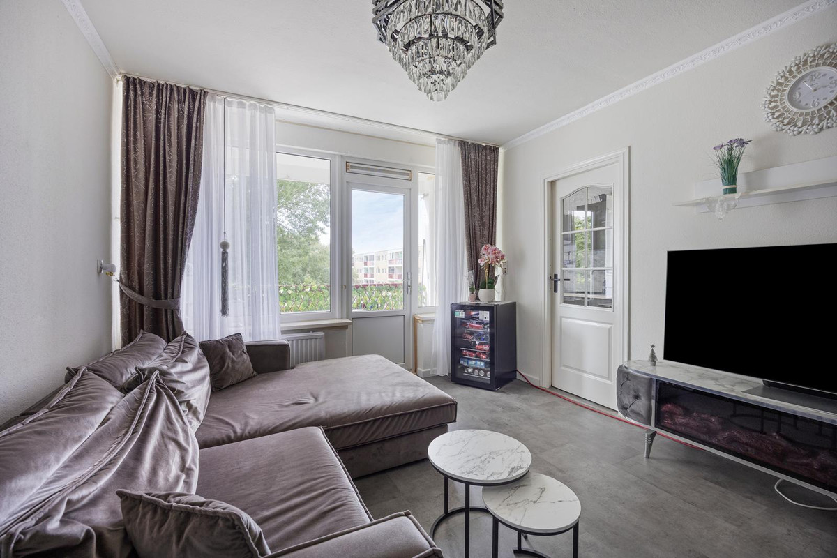 Appartement te koop: Poelenburg 17, Zaandam