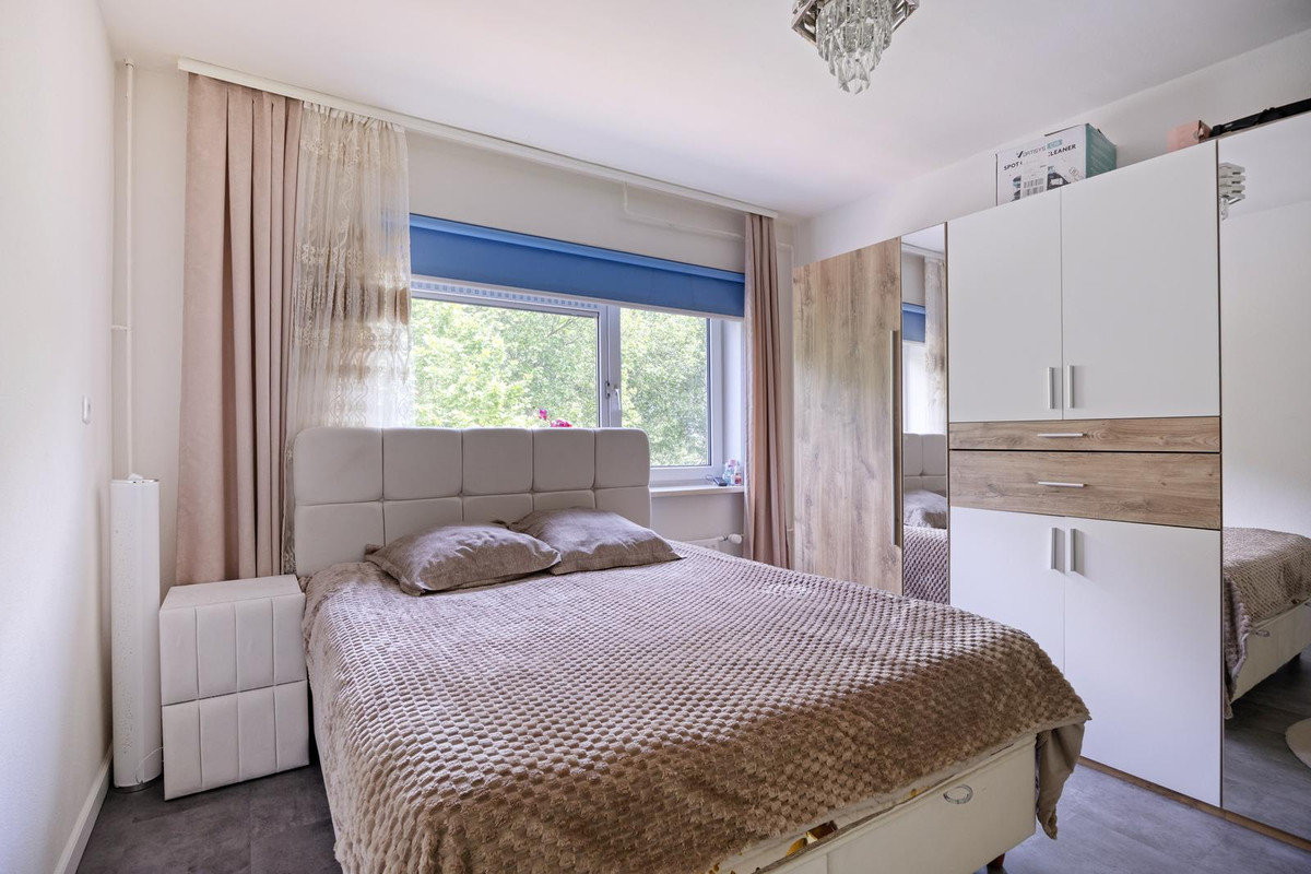 Appartement te koop: Poelenburg 17, Zaandam