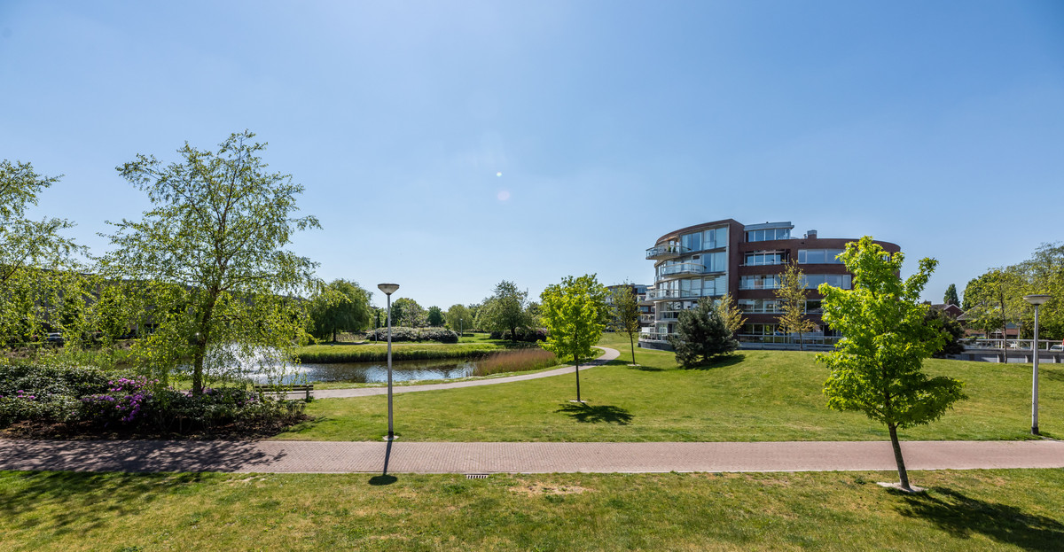 Appartement te huur: Bernhardlaan 38, Etten-Leur