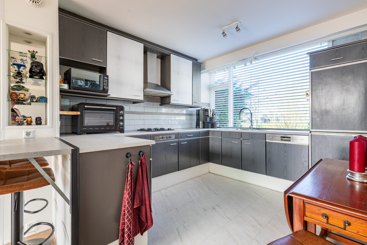 Tussenwoning te koop: Noppenstraat 60, Zwaanshoek