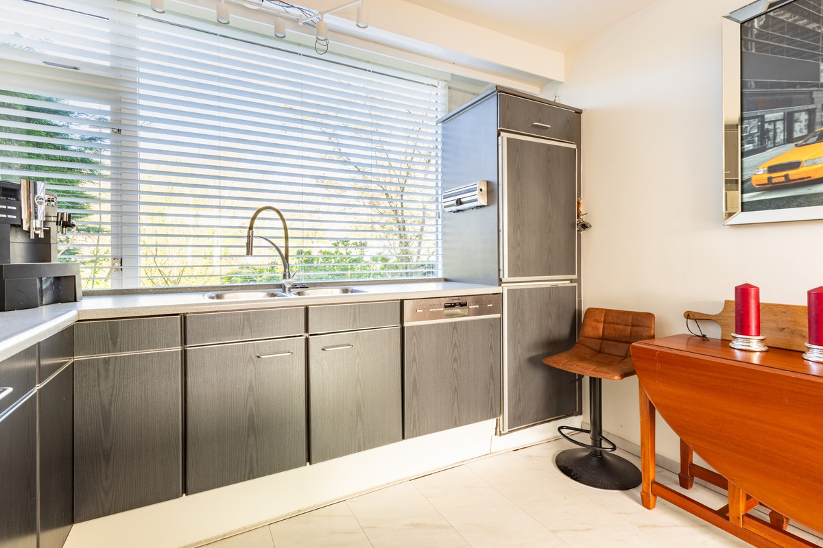 Tussenwoning te koop: Noppenstraat 60, Zwaanshoek