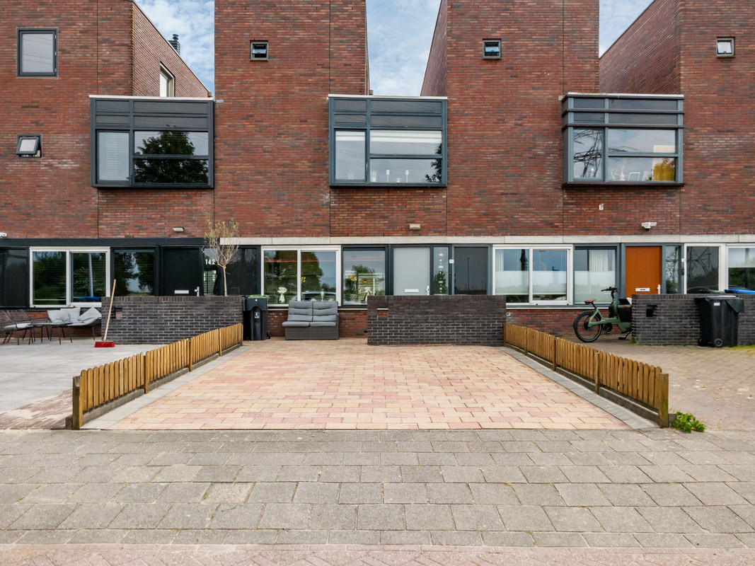 Tussenwoning te koop: Dijkwacht 140, Leiderdorp