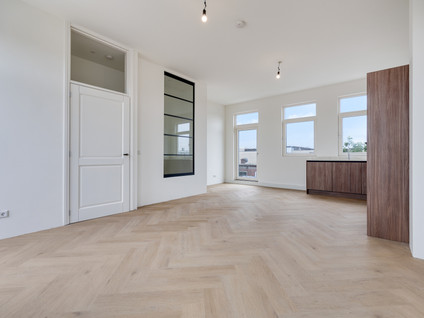 Frederik Ruyschstraat 25