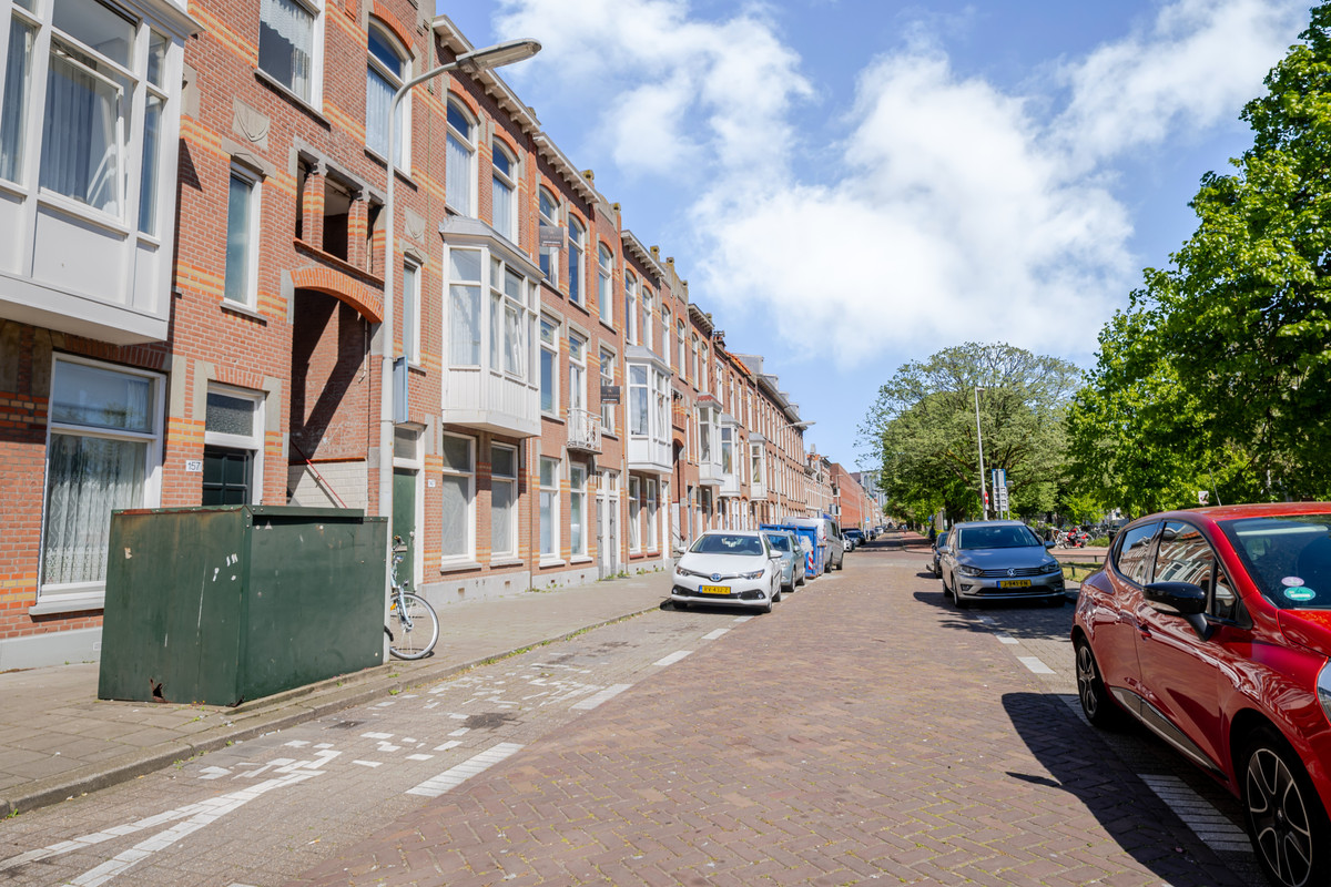 Appartement te koop: Delftselaan 143, 'S-Gravenhage