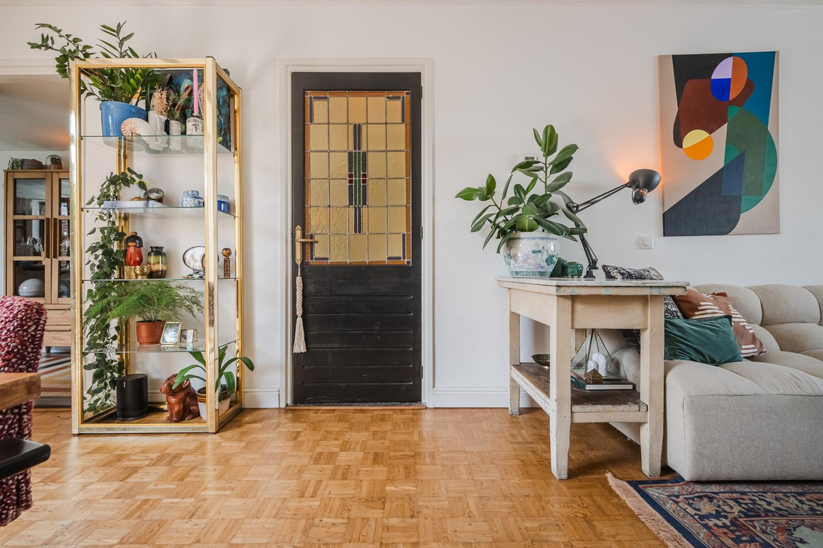 Tussenwoning te koop: Bataviastraat 19, Tilburg