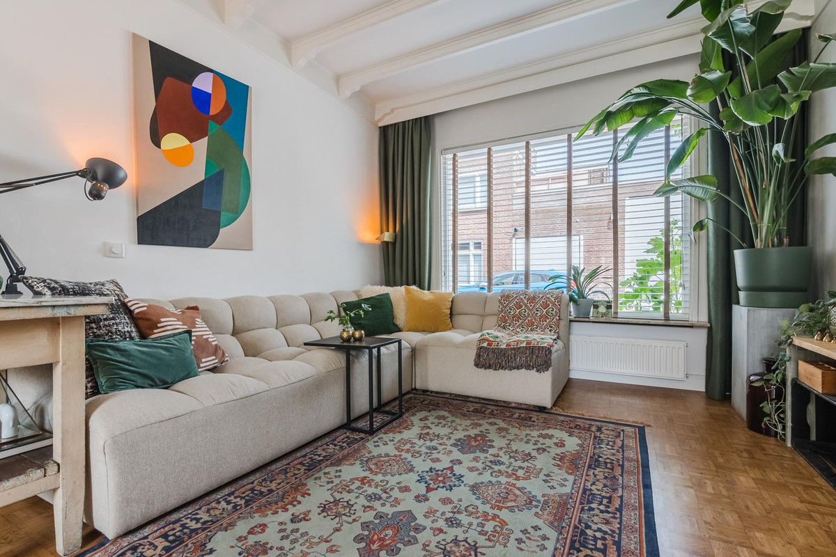 Tussenwoning te koop: Bataviastraat 19, Tilburg