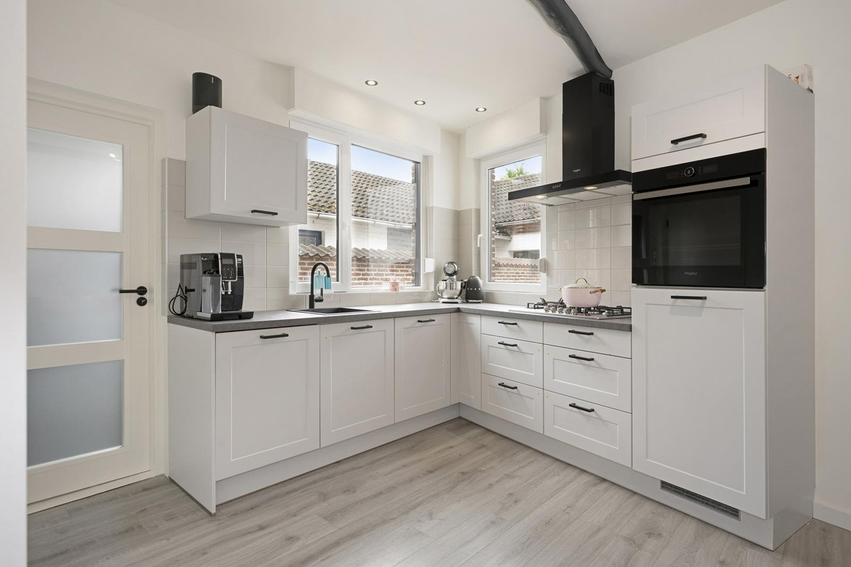 Tussenwoning te koop: Eindstraat 8, Schinveld