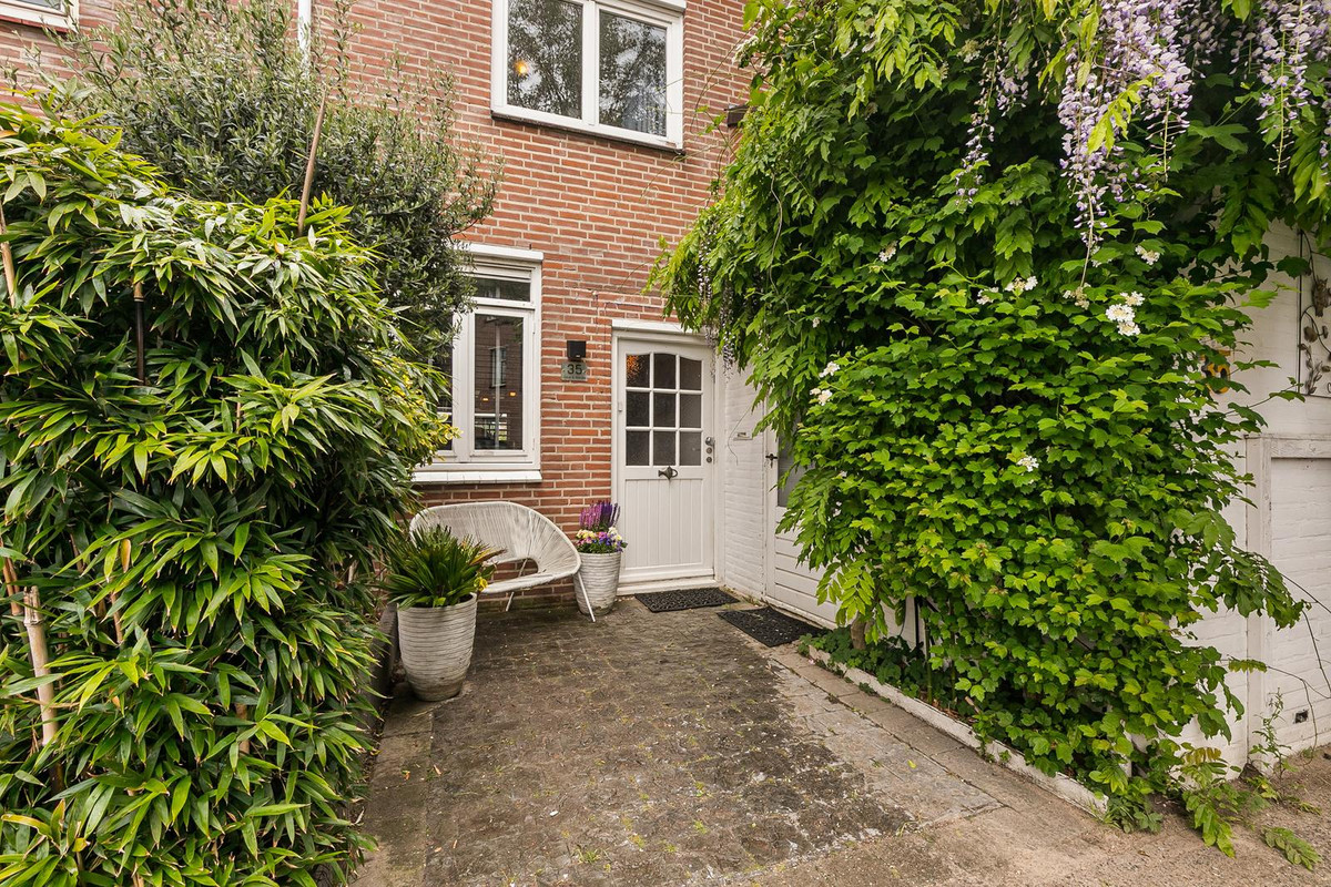 Tussenwoning te koop: Uivernest 35, Huissen