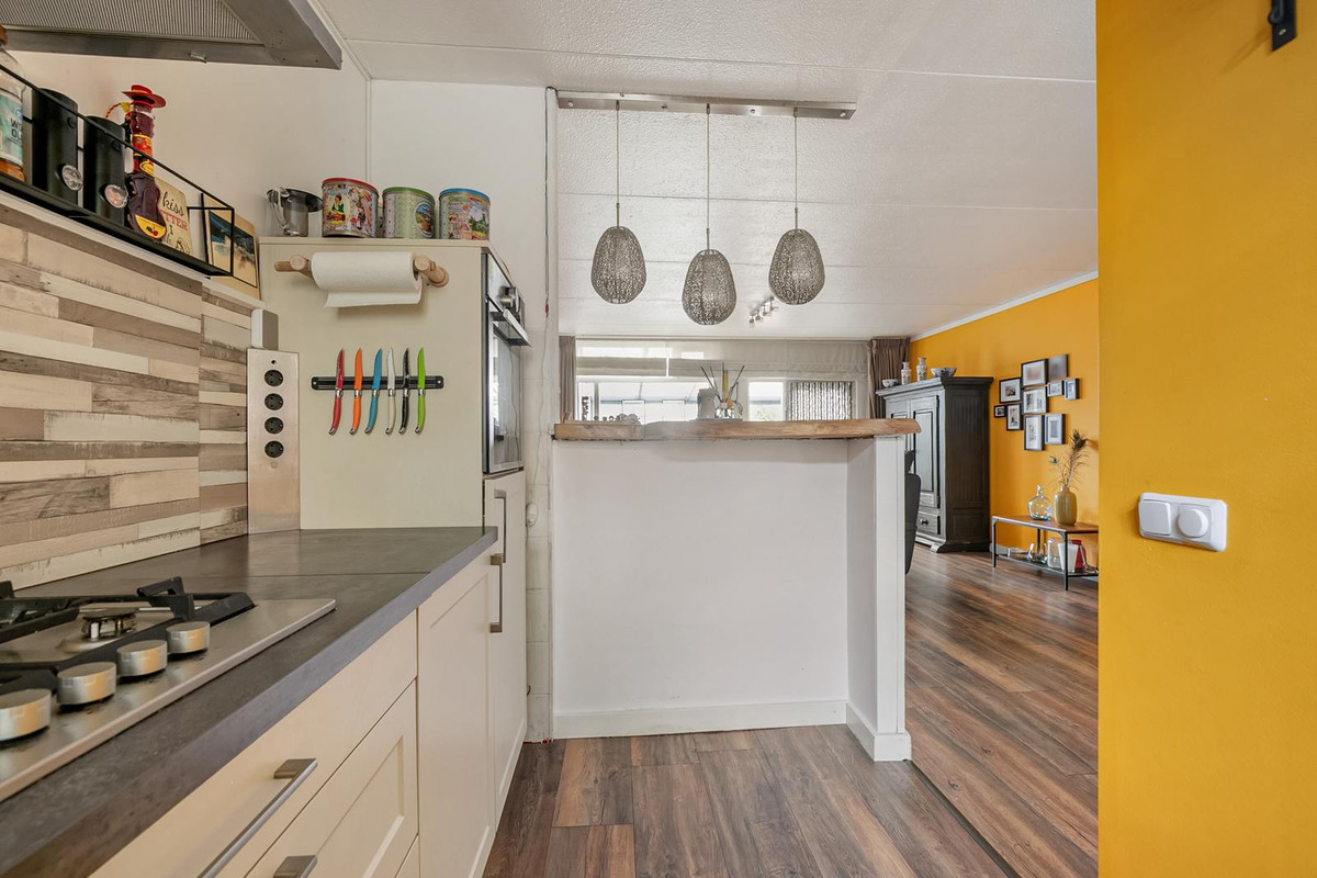 Tussenwoning te koop: Uivernest 35, Huissen