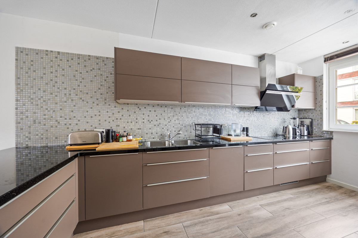 Tussenwoning te koop: Mariënpark 155, Leidschendam