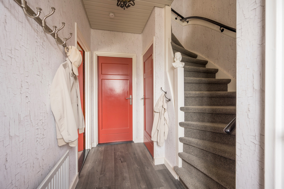 Hoekwoning te koop: Kamphuisstraat 3, Voorthuizen