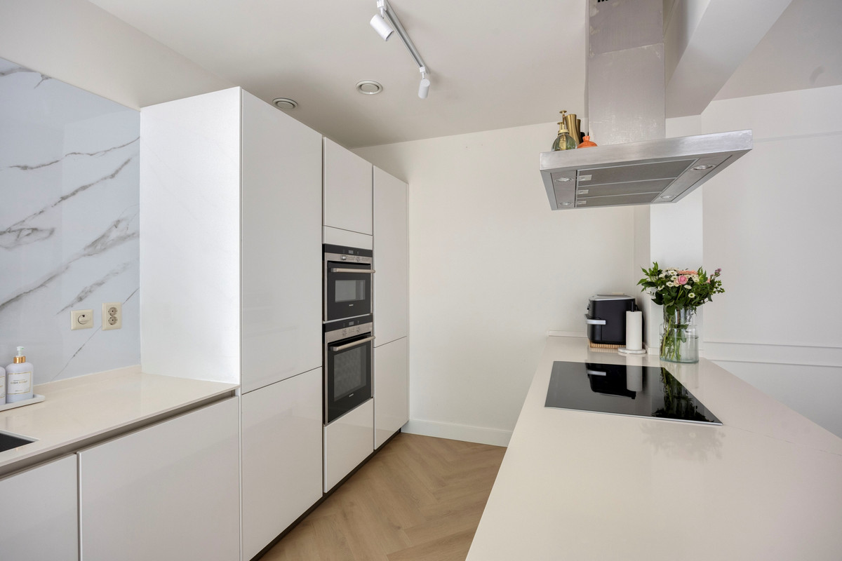 Appartement te koop: Kwintsheulstraat 74, Amsterdam