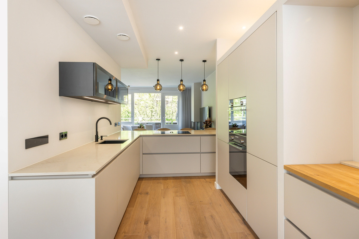 Appartement te koop: Mathenesserstraat 157, Rotterdam