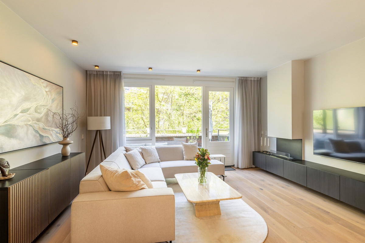 Appartement te koop: Mathenesserstraat 157, Rotterdam