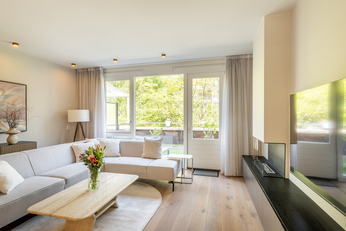 Appartement te koop: Mathenesserstraat 157, Rotterdam
