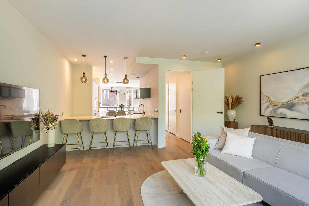 Appartement te koop: Mathenesserstraat 157, Rotterdam