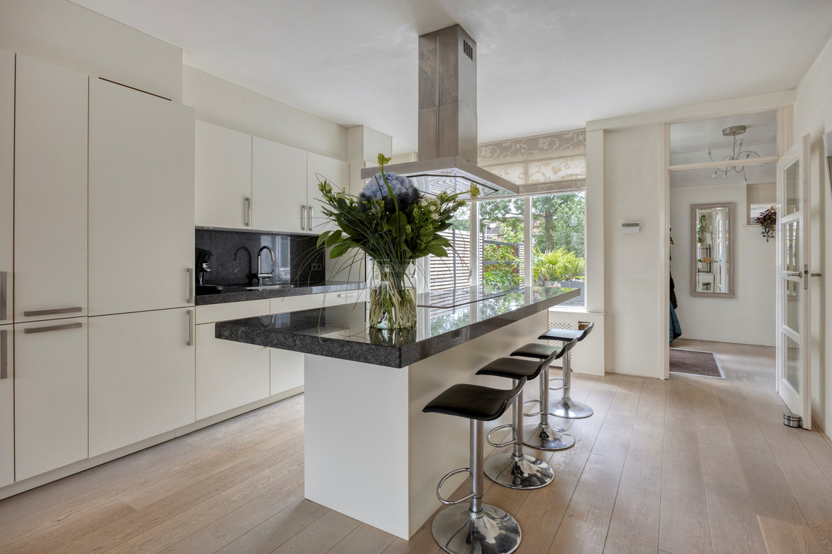 Tussenwoning te koop: Margrietveld 2, Nieuwerkerk A/D Ijssel