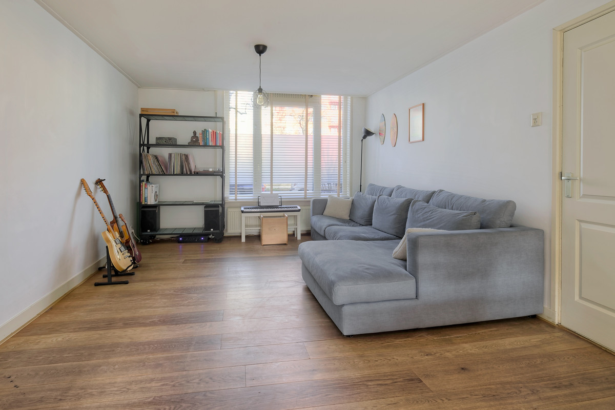 Appartement te koop: Haarlemmerweg 581, Amsterdam