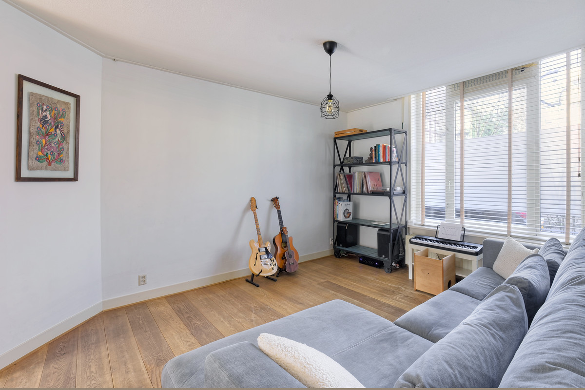 Appartement te koop: Haarlemmerweg 581, Amsterdam