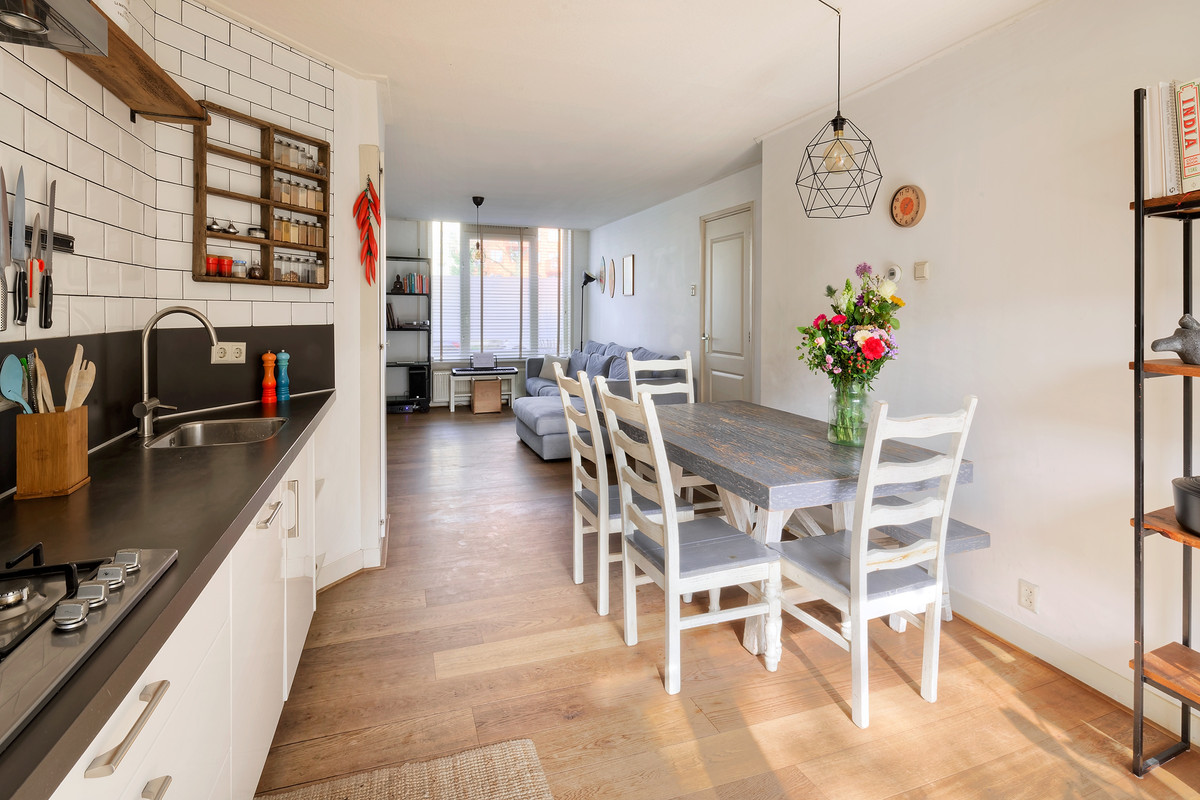 Appartement te koop: Haarlemmerweg 581, Amsterdam