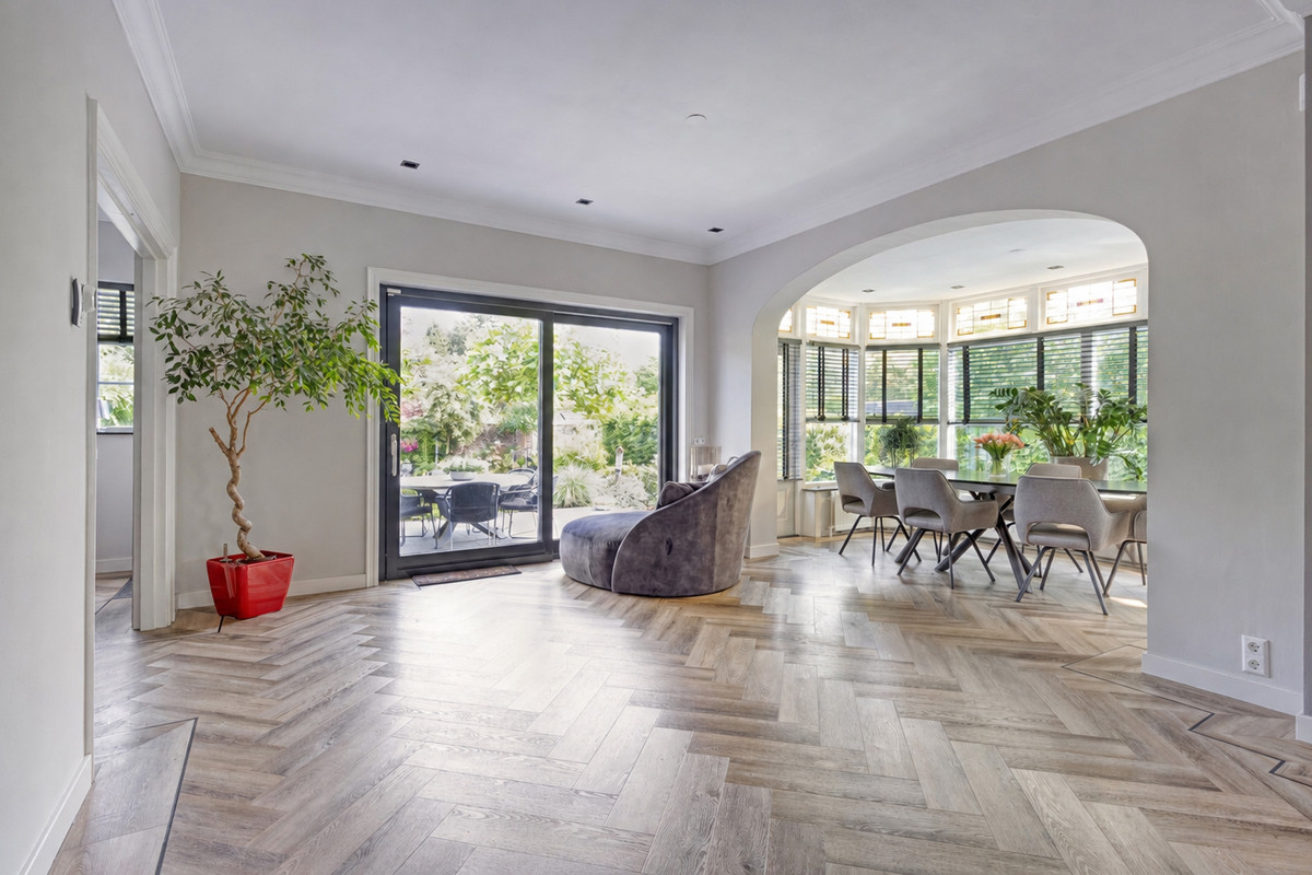Vrijstaande woning te koop: Vondellaan 83, Beverwijk