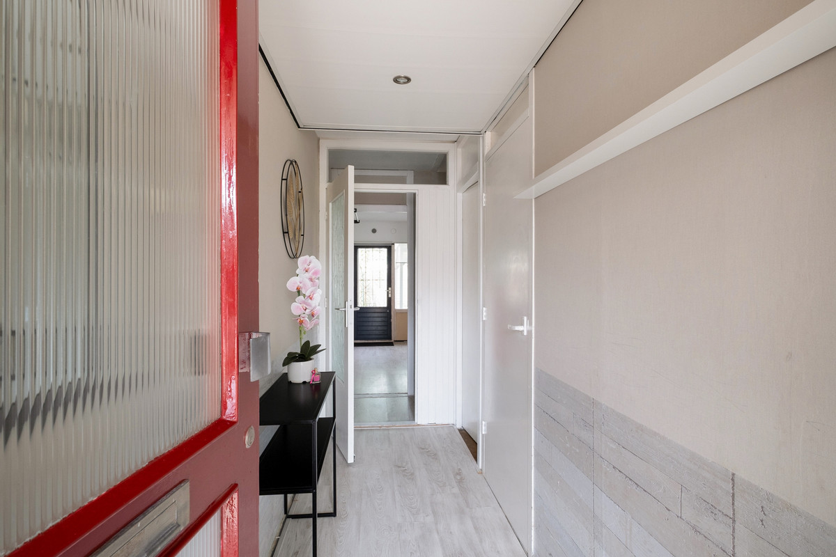 Tussenwoning te koop: Geesterenbrink 4, Enschede