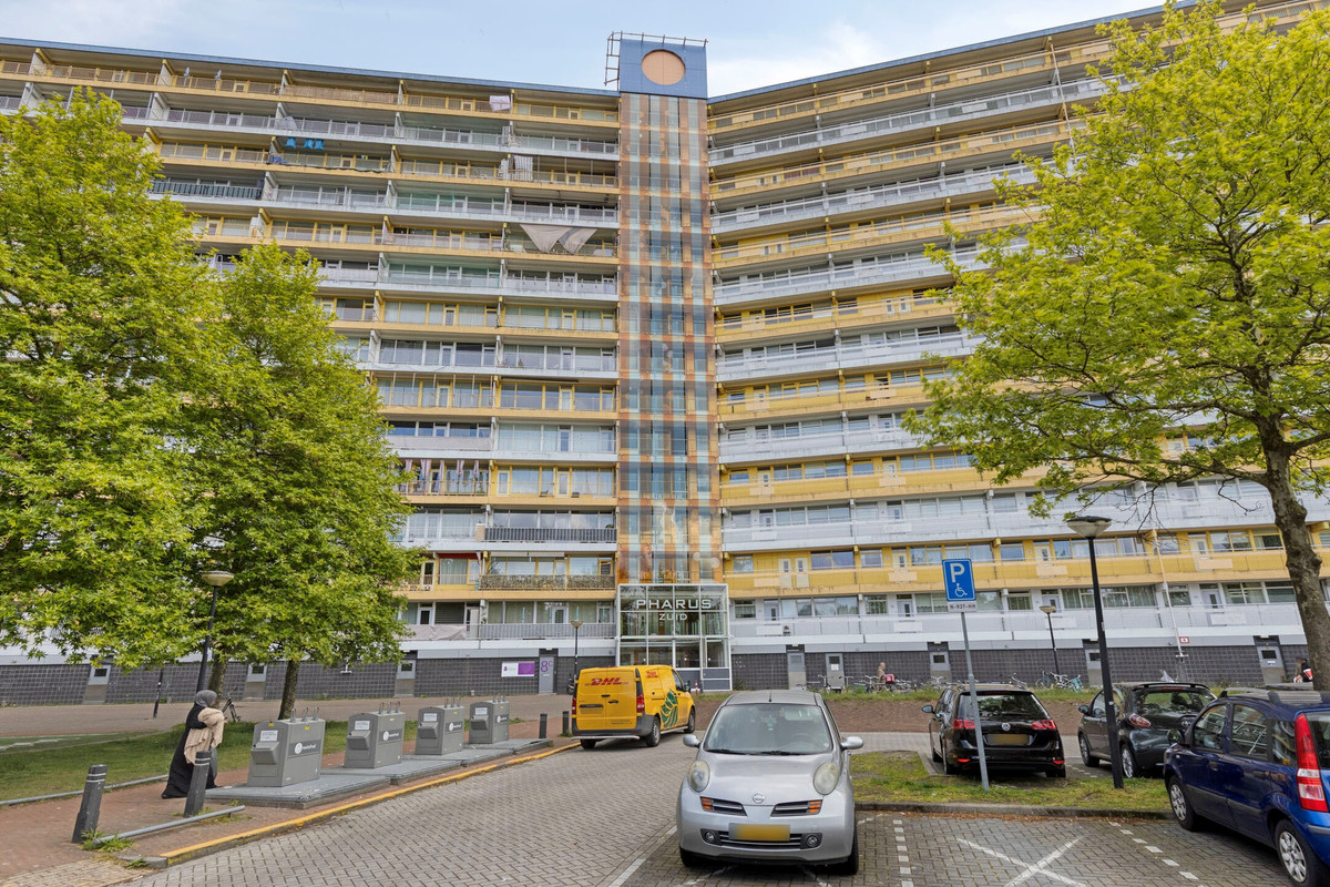Appartement te koop: Pharus 93, Zaandam