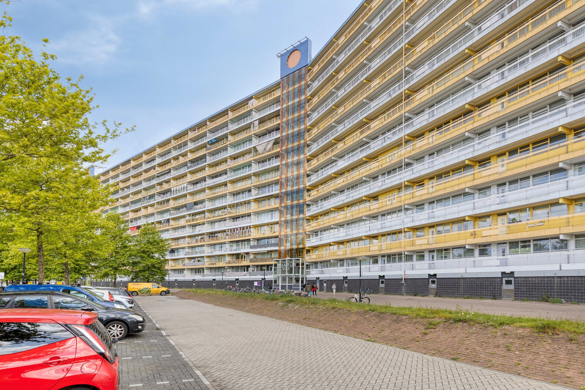 Appartement te koop: Pharus 93, Zaandam