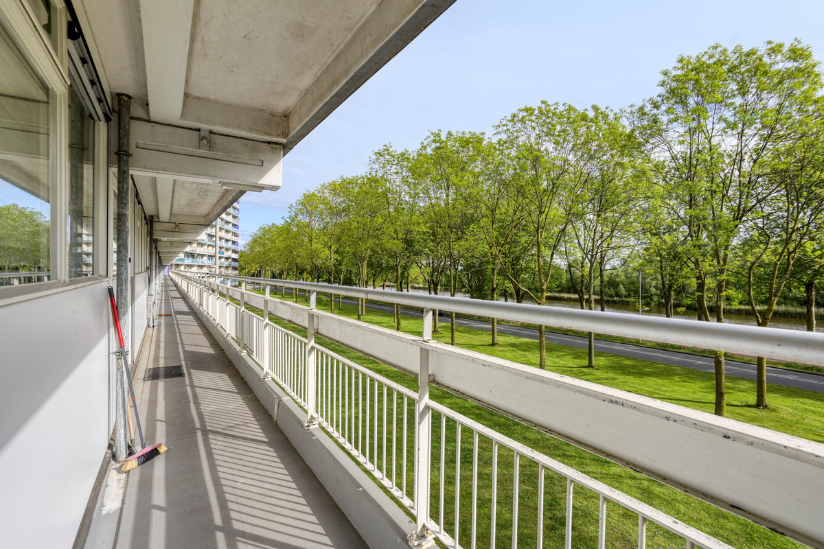 Appartement te koop: Pharus 45, Zaandam