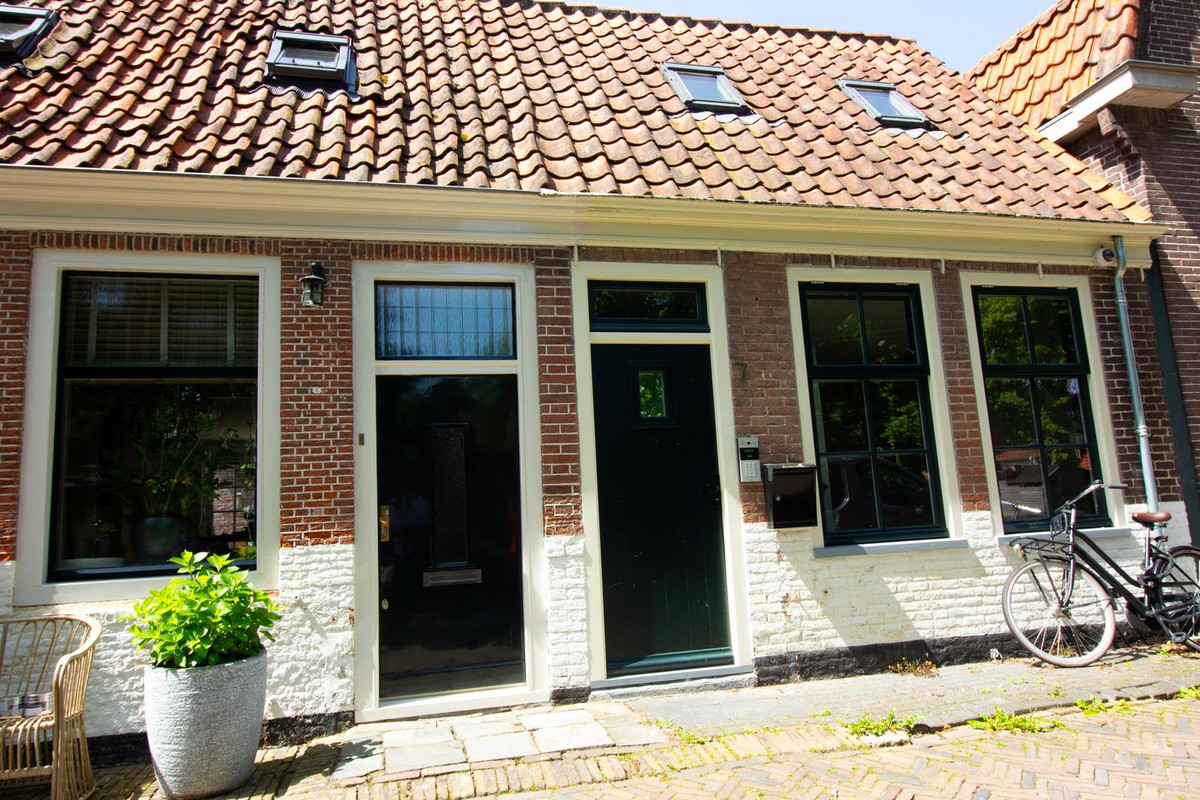 Tussenwoning te koop: Oude Gracht 7, Enkhuizen