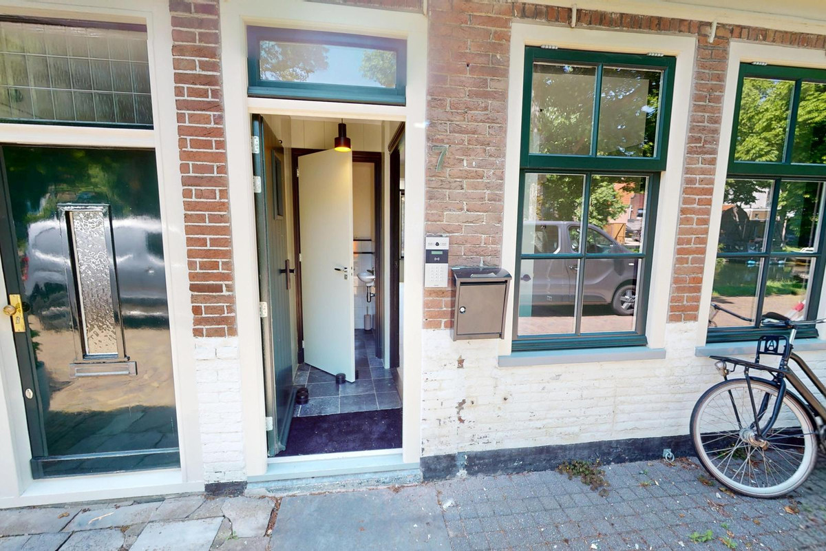 Tussenwoning te koop: Oude Gracht 7, Enkhuizen