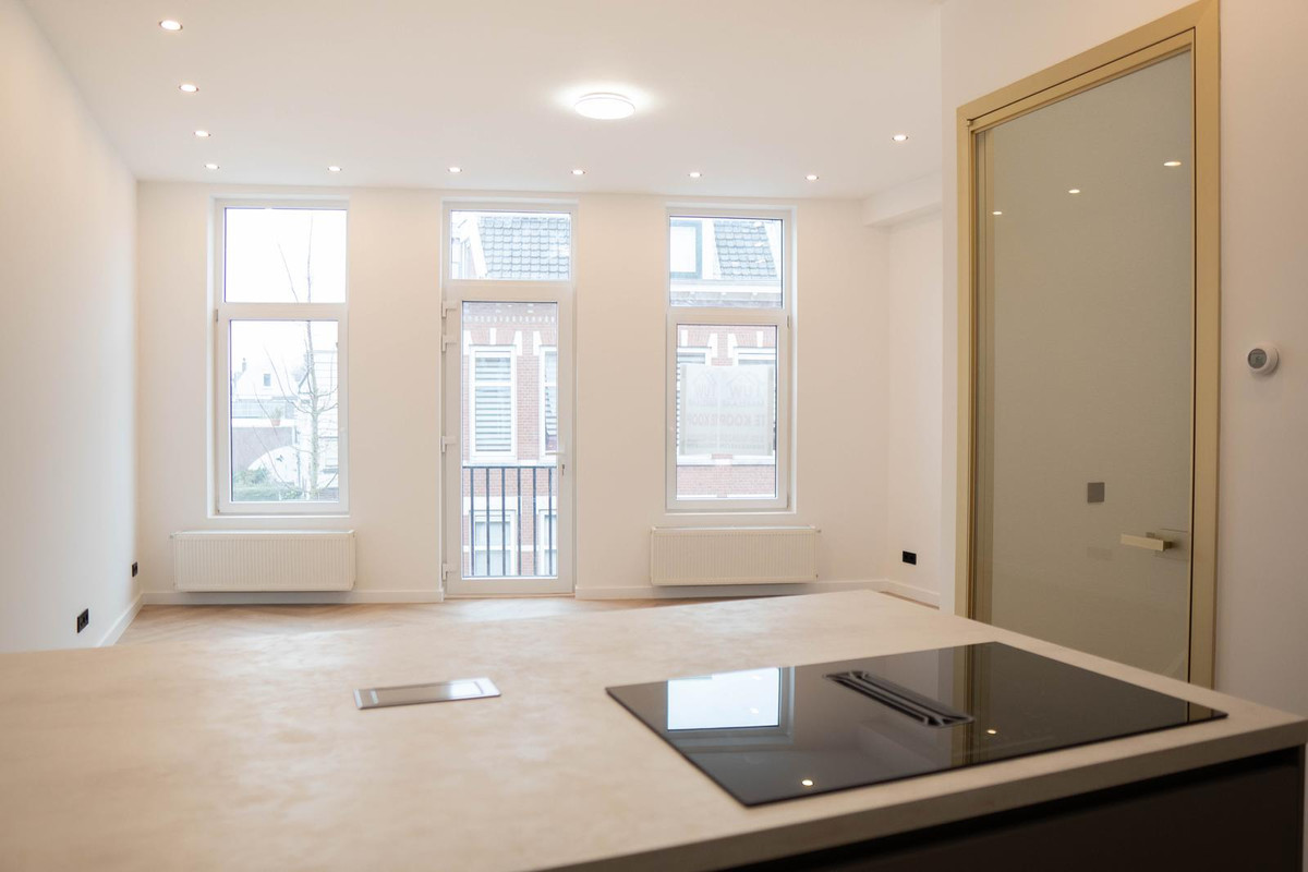 Appartement te koop: Willem van Hillegaersbergstraat 64, Rotterdam