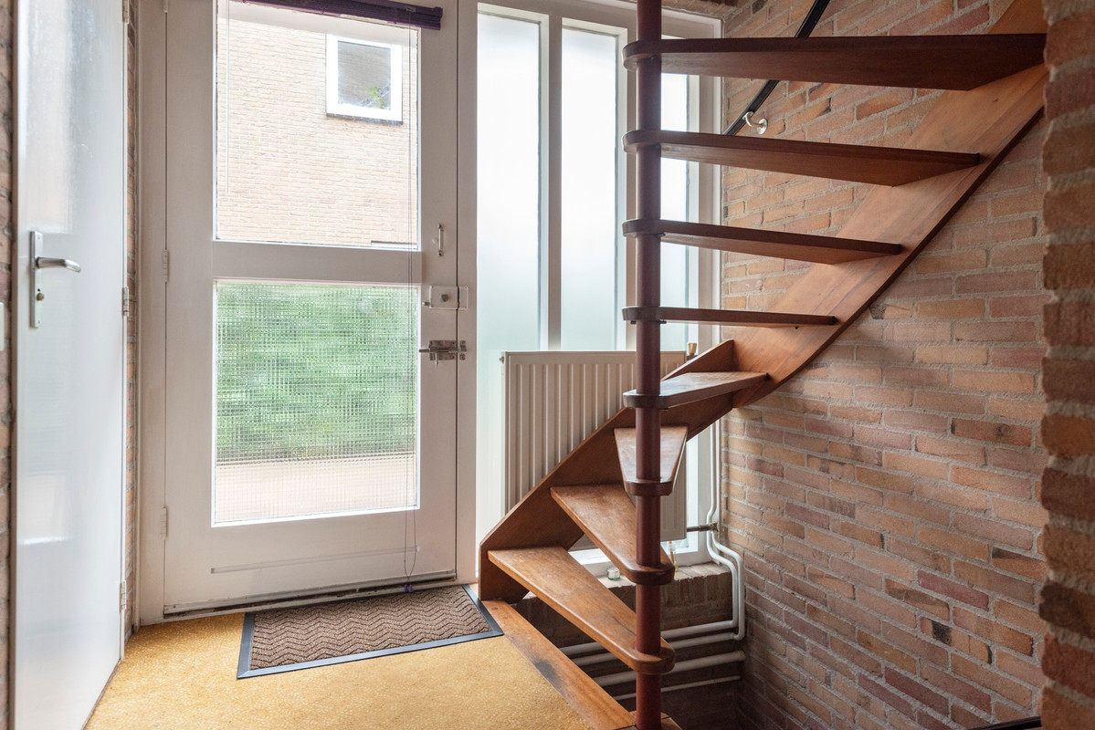 Twee-onder-één-kap te koop: Dr C A Gerkestraat 151, Zandvoort