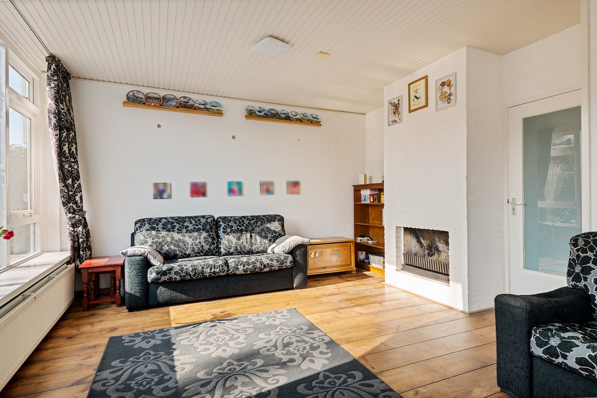 Twee-onder-één-kap te koop: Dr C A Gerkestraat 151, Zandvoort