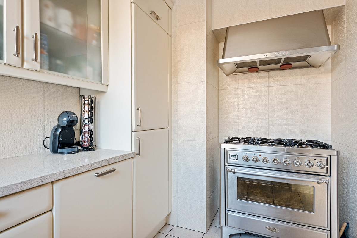 Twee-onder-één-kap te koop: Dr C A Gerkestraat 151, Zandvoort
