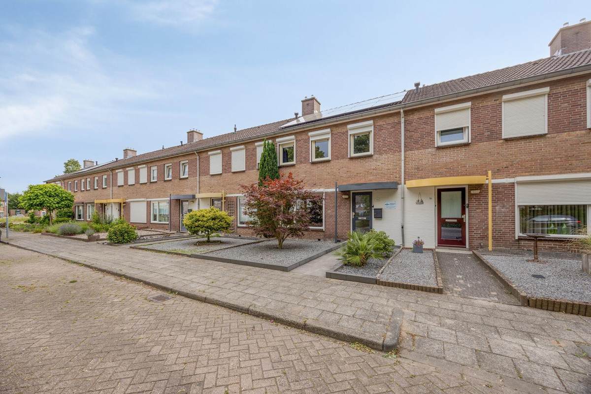 Tussenwoning te koop: Hoogertstraat 18, Someren